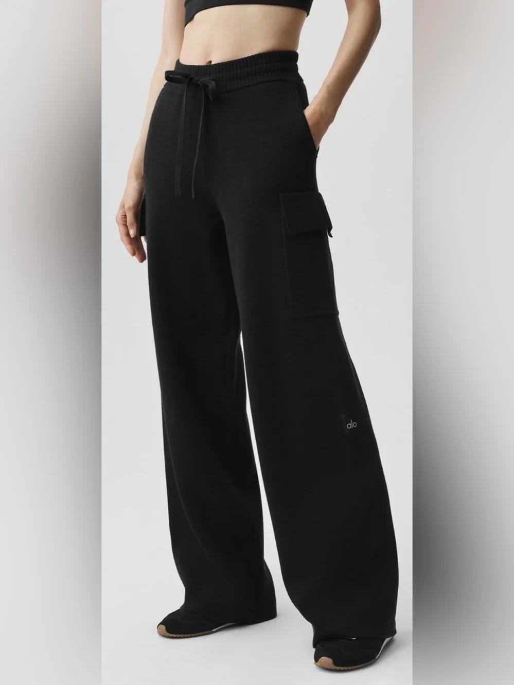 ALO Yoga Black Scholar Knit High-Waist Cargo Pant Trousers